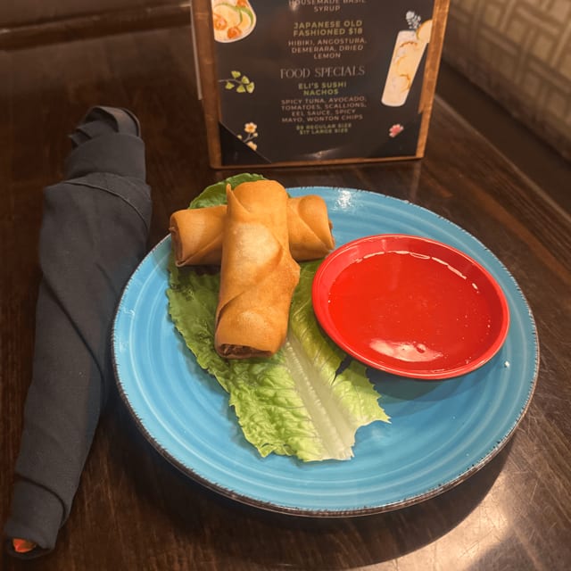 Spring Rolls (2 pcs).