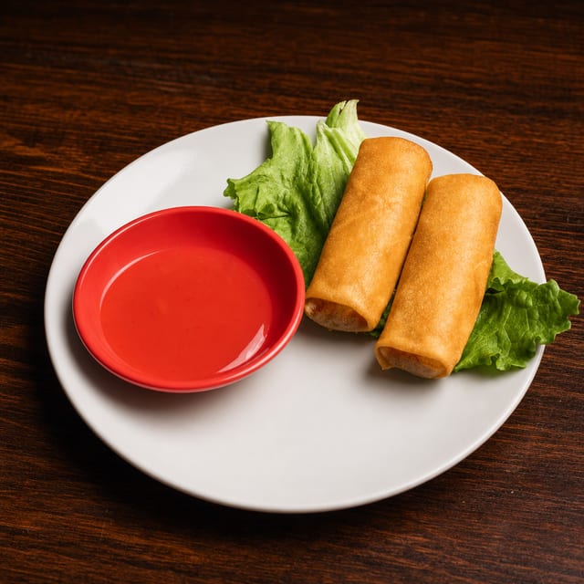 Egg Rolls (2 pcs).