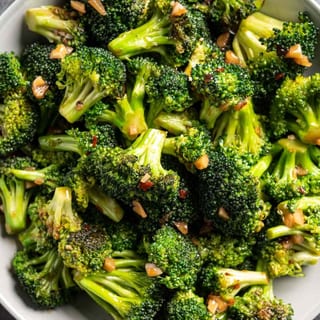 Pad Kana (Like Beef & Broccoli)